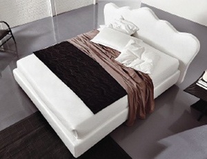 Bed  "Queen"